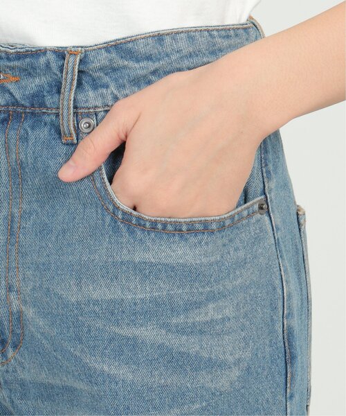 ikka（イッカ）の「デニムスリムテーパードパンツ（デニムパンツ・レディース・ブルー・L/M）」の7枚目の写真