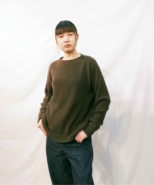 BROOKLYN OVERALL（ブルックリンオーバーオール）の「片畦編ニットプルオーバー（ニット/セーター・レディース・カーキ/チャコールグレー/ベージュ・FREE）」の3枚目の写真