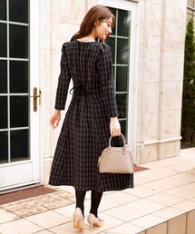 SWINGLE（スウィングル）の「ハートネックチェックツイードワンピース