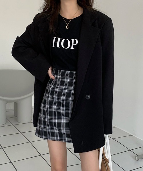 urge:(アージコロン )の「【URGE:】 チェック柄 台形 ミニスカート(スカート・レディース・ネイビー/ブラック/レッド・SMALL/MEDIUM/LARGE)」の6枚目の写真