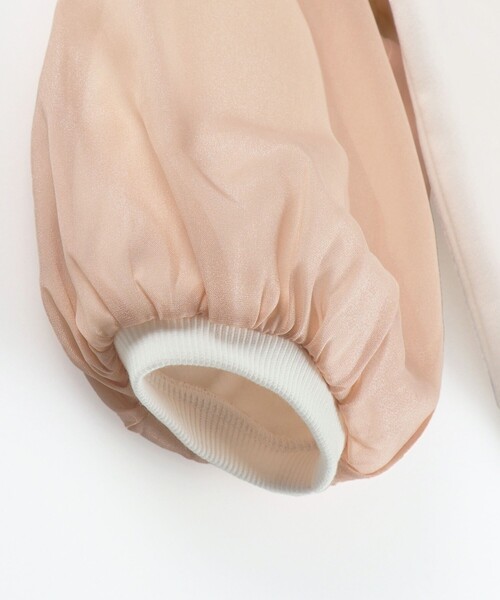 BRANSHES(ブランシェス)の「【あったか】袖シフォン裏起毛トレーナー(スウェット・キッズ・ライトグリーン/アイボリー・150/120/100/90/140/110/130)」の4枚目の写真