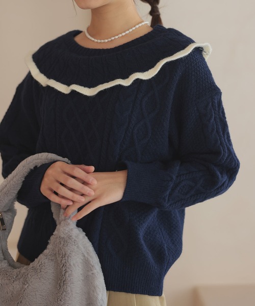 Isn't She?(イズントシー)の「ケーブルフリル配色ニット(ニット/セーター・レディース・アイボリー/ベージュ/ネイビー・FREE)」の3枚目の写真