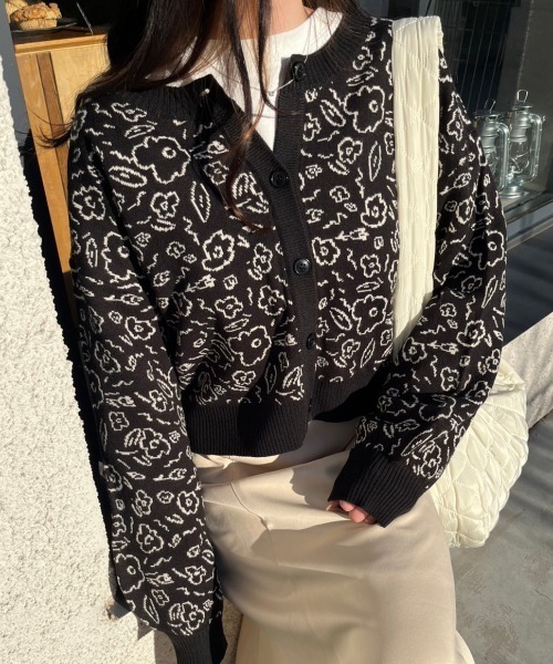 nemne store(ネンネストア)の「前後2way総柄ジャガードニットカーディガン(カーディガン/ボレロ・レディース・グリーン/ピンク/ブラック・フリー)」の9枚目の写真