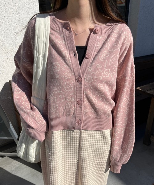 nemne store(ネンネストア)の「前後2way総柄ジャガードニットカーディガン(カーディガン/ボレロ・レディース・グリーン/ピンク/ブラック・フリー)」の16枚目の写真