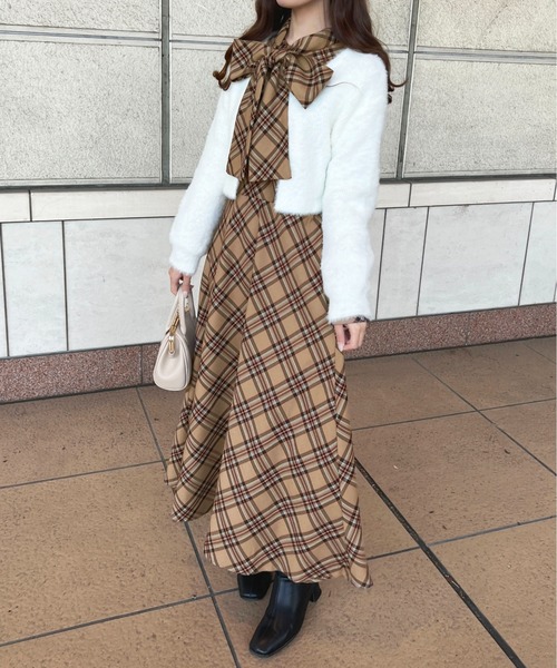 apres jour(アプレジュール)の「チェックボウタイワンピース【ZOZOTOWN限定アイテム】(ワンピース・レディース・ブラウン系その他/レッド系その他/グリーン系その他/ベージュ系その他・X-LARGE/フリー)」の2枚目の写真