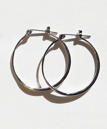 ISS（イズ）の「ISS イズ：フープピアス　M（ピアス（両耳用））」