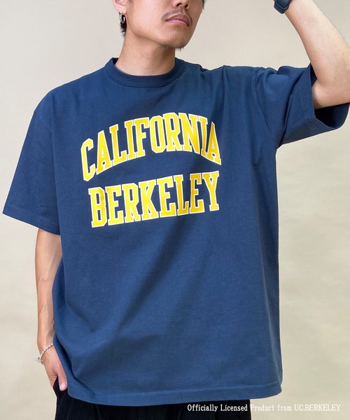 Champion(チャンピオン)の「CHAMPION/チャンピオン カレッジロゴTシャツ ボックスシルエット USAコットン/バインダーネック C5-X304(Tシャツ/カットソー・メンズ・ホワイト/ホワイト×ネイビー/イエロー/ネイビー・M/L/XL)」の3枚目の写真