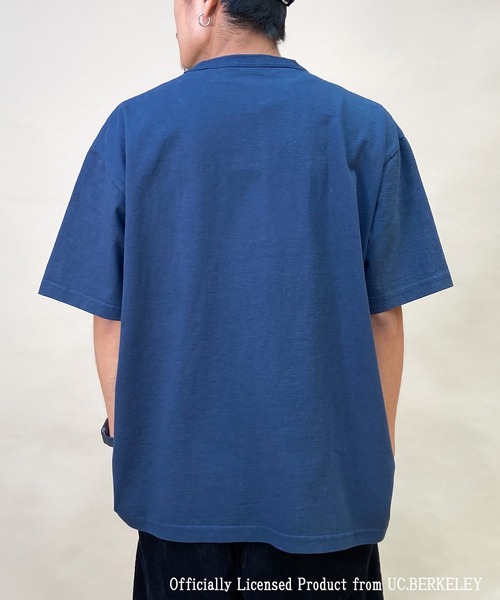 Champion(チャンピオン)の「CHAMPION/チャンピオン カレッジロゴTシャツ ボックスシルエット USAコットン/バインダーネック C5-X304(Tシャツ/カットソー・メンズ・ホワイト/ホワイト×ネイビー/イエロー/ネイビー・M/L/XL)」の16枚目の写真