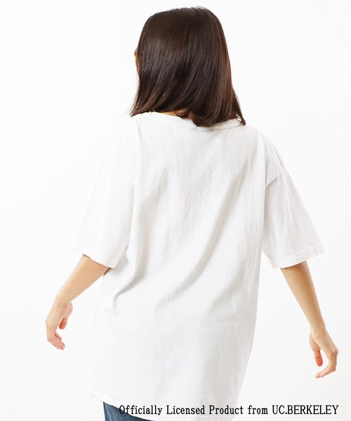 Champion(チャンピオン)の「CHAMPION/チャンピオン カレッジロゴTシャツ ボックスシルエット USAコットン/バインダーネック C5-X304(Tシャツ/カットソー・メンズ・ホワイト/ホワイト×ネイビー/イエロー/ネイビー・M/L/XL)」の21枚目の写真