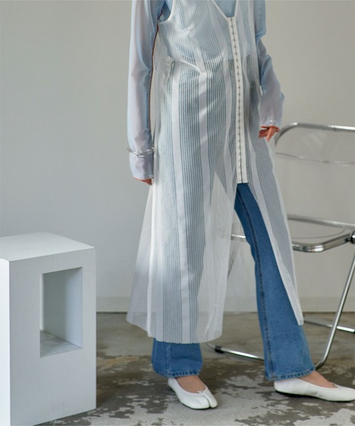 miette（ミエット）の「フロントホックVネックメッシュワンピース（ワンピース・レディース・ホワイト/ブラック・FREE）」の4枚目の写真