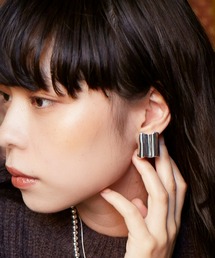 「Nothing And Others/ナッシングアンドアザーズ」Wave square Earring