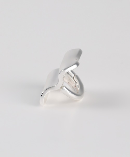 Nothing And Others(ナッシングアンドアザーズ)の「「Nothing And Others/ナッシングアンドアザーズ」Wave square Earring(イヤリング・レディース・シルバー/ゴールド・FREE)」の15枚目の写真