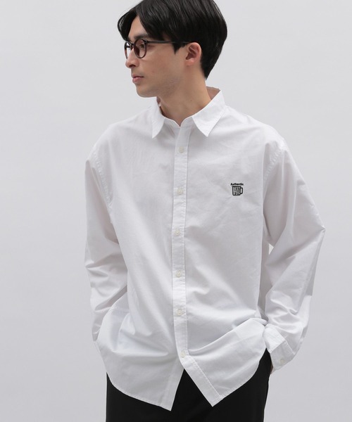 LAKOLE（ラコレ）の「ワンポイント刺繍オックスシャツ / 186040（シャツ/ブラウス・メンズ・ホワイト/グリーン/サックスブルー・LARGE/X-LARGE/MEDIUM）」の2枚目の写真