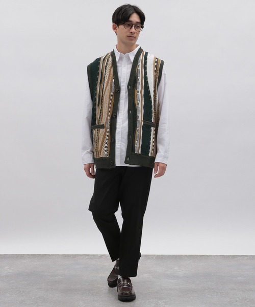 LAKOLE（ラコレ）の「ワンポイント刺繍オックスシャツ / 186040（シャツ/ブラウス・メンズ・ホワイト/グリーン/サックスブルー・LARGE/X-LARGE/MEDIUM）」の4枚目の写真