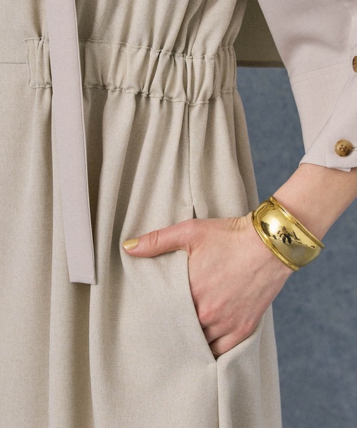 PUBLIC TOKYO（パブリックトウキョウ）の「スリットスリーブフレアシャツワンピース（ワンピース・レディース・アイボリー/パープル/ダークグレー・FREE）」の15枚目の写真