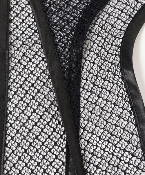 Ray BEAMS（レイビームス）の「Ray BEAMS / メッシュ フーディー（ストール/ショール・レディース・ネイビー/ライトブルー・ONE SIZE）」の13枚目の写真