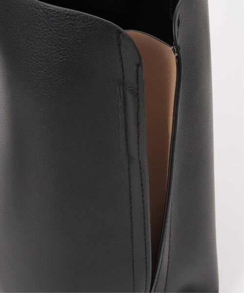 LBC(エルビーシー)の「配色合皮ミドルトートバッグ(トートバッグ・レディース・ブラック/ベージュ/ブルー系・FREE)」の7枚目の写真