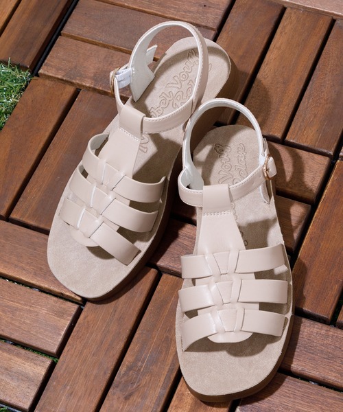 Noubel Voug Relax（ヌーベルヴォーグリラックス）の「スクエアトゥ厚底グルカサンダル（サンダル・レディース・ブラック/アイボリー/ベージュ・S/M/L/LL）」の17枚目の写真