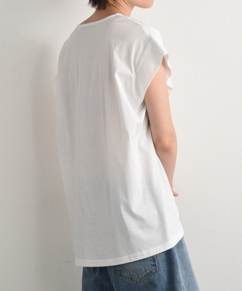 INTERPLANET(インタープラネット)の「シルケットライク天竺裾ドロストプルオーバー(Tシャツ/カットソー・レディース・ブルー/チャコールグレー/オフホワイト/グリーン・FREE)」の20枚目の写真