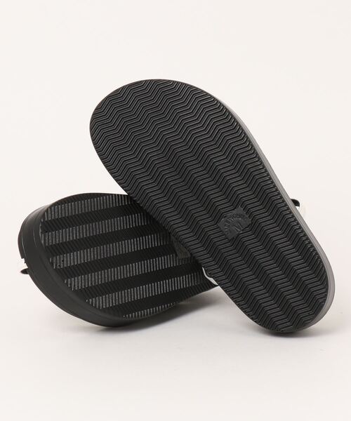 Fabby fabby(ファビィーファビィー)の「ストラップコンフォートサンダル(サンダル・レディース・ホワイト/ブラック/グリーン・MEDIUM/LARGE/SMALL)」の4枚目の写真