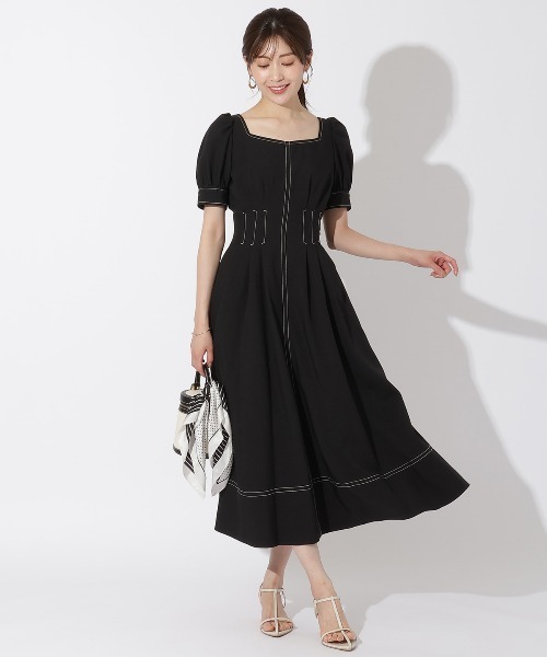 AND COUTURE（アンドクチュール）の「配色ステッチウエストタック半袖 