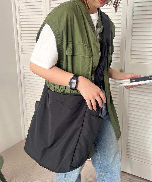 DISCOAT（ディスコート）の「ビッグメッセンジャーバッグ（メッセンジャーバッグ・レディース・ブルー/ブラック/ホワイト・FREE）」の18枚目の写真