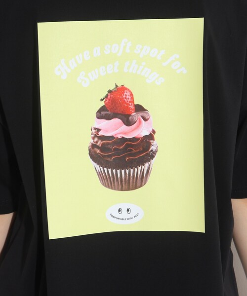 PINK-latte（ピンクラテ）の「◆【接触冷感機能付き】バックイラストプリントBIGT（Tシャツ/カットソー・キッズ・ブラック/黄緑系/ベビーピンク/オフホワイト・14/15 /16）」の10枚目の写真