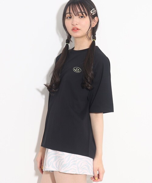 PINK-latte（ピンクラテ）の「◆【接触冷感機能付き】バックイラストプリントBIGT（Tシャツ/カットソー・キッズ・ブラック/黄緑系/ベビーピンク/オフホワイト・14/15 /16）」の22枚目の写真