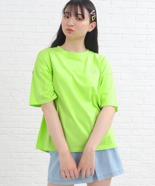 PINK-latte（ピンクラテ）の「◆【接触冷感機能付き】バックイラストプリントBIGT（Tシャツ/カットソー・キッズ・ブラック/黄緑系/ベビーピンク/オフホワイト・14/15 /16）」の15枚目の写真