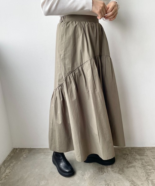 LOWRYS FARM（ローリーズファーム）の「ギャザーティアードスカート　 969875（スカート・レディース・チャコールグレー/グリーン/アイボリー/その他/ブラック・FREE）」の10枚目の写真