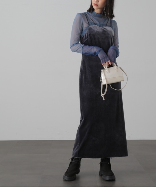 FREE'S MART（フリーズマート）の「◆ベロア2ストラップキャミワンピース（ワンピース・レディース・ブラウン/ブラック/ネイビー・SMALL/MEDIUM）」の13枚目の写真