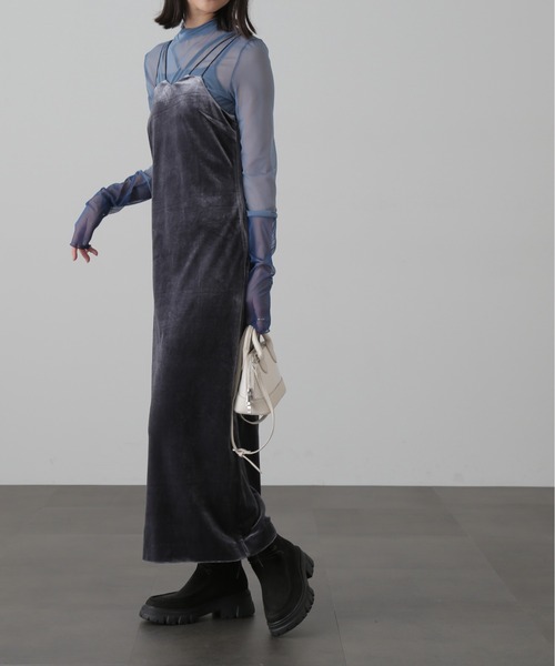 FREE'S MART（フリーズマート）の「◆ベロア2ストラップキャミワンピース（ワンピース・レディース・ブラウン/ブラック/ネイビー・SMALL/MEDIUM）」の14枚目の写真