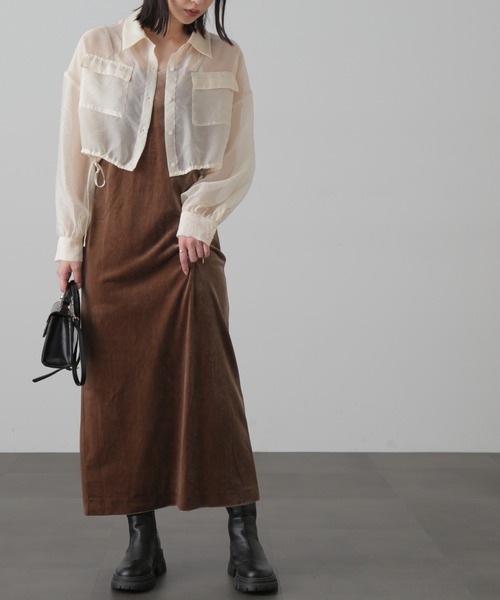 FREE'S MART（フリーズマート）の「◆ベロア2ストラップキャミワンピース（ワンピース・レディース・ブラウン/ブラック/ネイビー・SMALL/MEDIUM）」の5枚目の写真