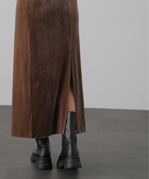 FREE'S MART（フリーズマート）の「◆ベロア2ストラップキャミワンピース（ワンピース・レディース・ブラウン/ブラック/ネイビー・SMALL/MEDIUM）」の12枚目の写真