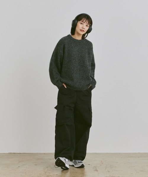 flaner（フラネ）の「wool mix shaggy knit / ウールミックスシャギーニット（ニット/セーター・レディース・チャコールグレー/ベージュ/ネイビー・MEDIUM/LARGE）」の9枚目の写真