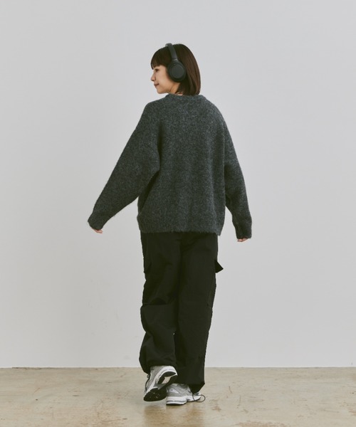 flaner（フラネ）の「wool mix shaggy knit / ウールミックスシャギーニット（ニット/セーター・レディース・チャコールグレー/ベージュ/ネイビー・MEDIUM/LARGE）」の13枚目の写真