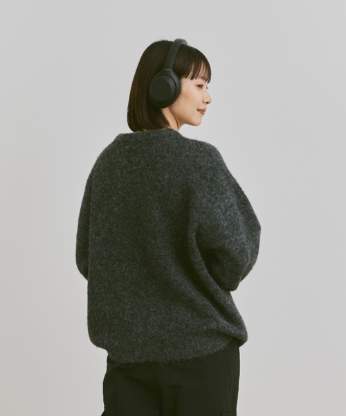 flaner（フラネ）の「wool mix shaggy knit / ウールミックスシャギーニット（ニット/セーター・レディース・チャコールグレー/ベージュ/ネイビー・MEDIUM/LARGE）」の7枚目の写真