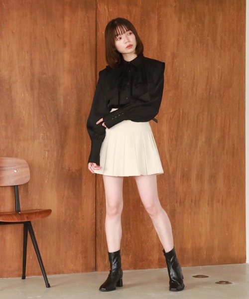 archives（アルシーヴ）の「レースケープリボンタイブラウス（シャツ/ブラウス・レディース・オフホワイト/ベージュ/ブラック・MEDIUM）」の16枚目の写真