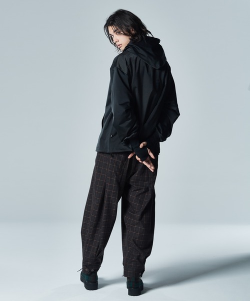 glamb（グラム）の「Cross Sleeve Mountain Parka / クロス