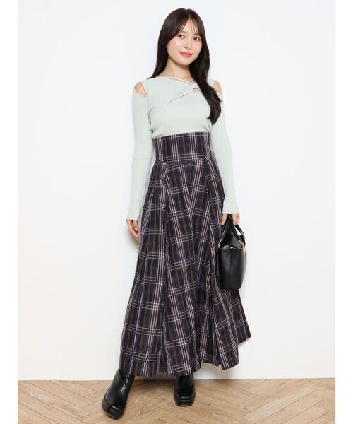 MERCURYDUO（マーキュリーデュオ）の「アシメツイストニットプルオーバー（ニット/セーター・レディース・オフホワイト/ネイビー/ミント・FREE）」の6枚目の写真