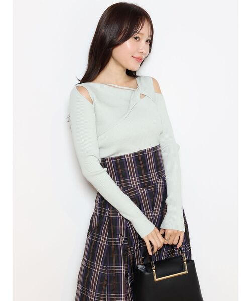 MERCURYDUO（マーキュリーデュオ）の「アシメツイストニットプルオーバー（ニット/セーター・レディース・オフホワイト/ネイビー/ミント・FREE）」の7枚目の写真