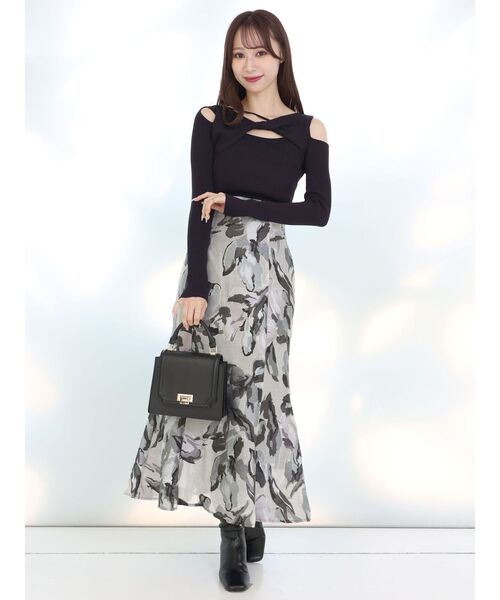 MERCURYDUO（マーキュリーデュオ）の「アシメツイストニットプルオーバー（ニット/セーター・レディース・オフホワイト/ネイビー/ミント・FREE）」の9枚目の写真