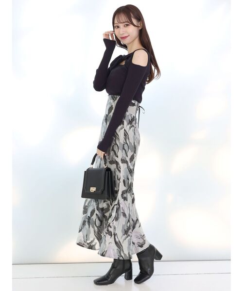 MERCURYDUO（マーキュリーデュオ）の「アシメツイストニットプルオーバー（ニット/セーター・レディース・オフホワイト/ネイビー/ミント・FREE）」の11枚目の写真