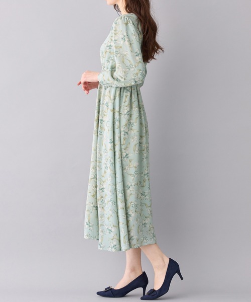 alotta(アロッタ)の「ふんわり裏起毛花柄ワンピース(ワンピース・レディース・ピンク系その他/ブルー系その他/ベージュ系その他/ブラック系その他・M/L/LL/3L/4L)」の22枚目の写真
