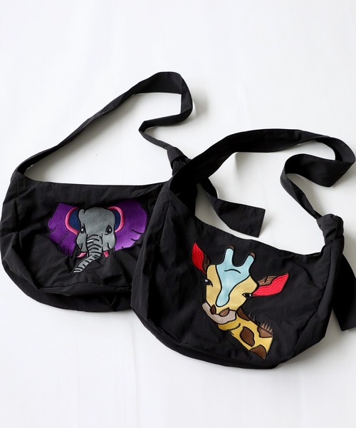 antiqua(アンティカ)の「アニマル刺繍バッグ(ショルダーバッグ・レディース・その他1/その他2・FREE)」の3枚目の写真