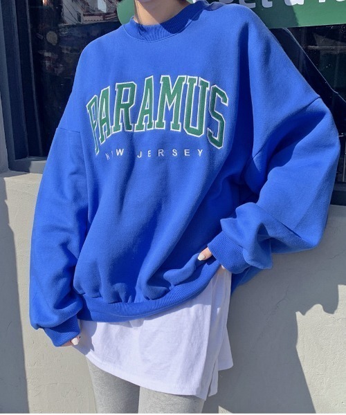 almo(アルモ)の「【CHICHI】PARAMUS LOGO / パラマス ミネソタ アーチロゴ 配色刺繍 クルーネック スウェット(BEY)(スウェット・レディース・バイオレット/オートミール・FREE)」の10枚目の写真