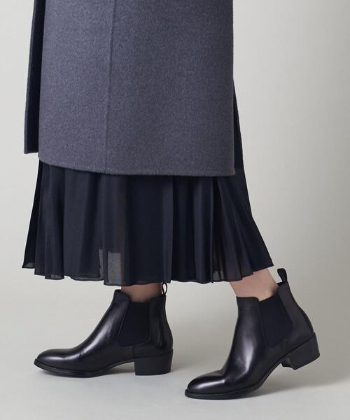 ODETTE E ODILE（オデットエオディール）の「サイドゴア ショート