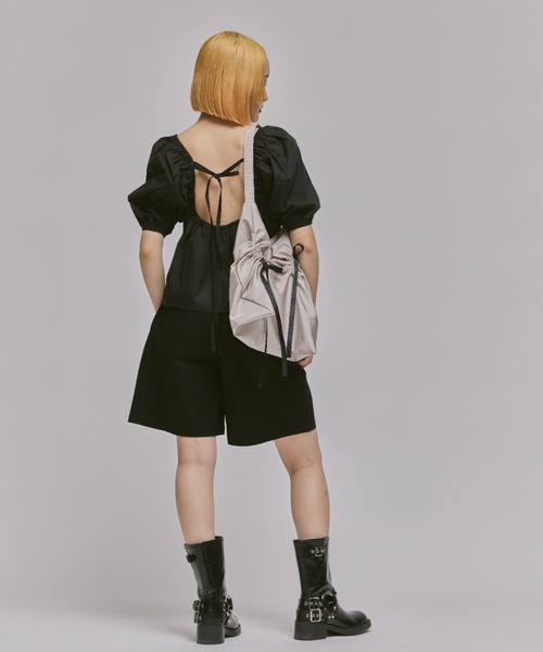 FEKETE(フェケテ)の「COTTON HALF PANTS / コットンハーフパンツ(その他パンツ・レディース・ベージュ/ライトグレー/ブラック・SMALL/MEDIUM/LARGE)」の22枚目の写真