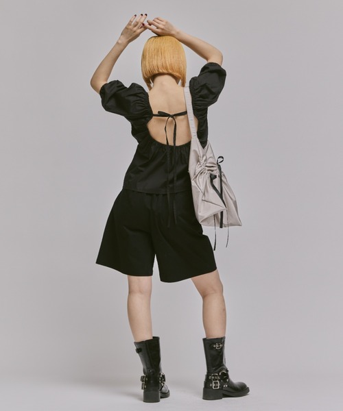 FEKETE(フェケテ)の「COTTON HALF PANTS / コットンハーフパンツ(その他パンツ・レディース・ベージュ/ライトグレー/ブラック・SMALL/MEDIUM/LARGE)」の19枚目の写真