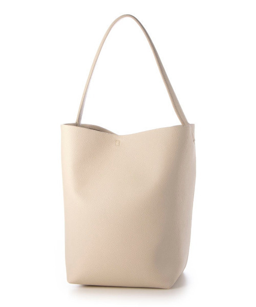 cache cache（カシュ カシュ）の「カシュカシュ cachecache / シュリンクミニマルシェイプバケツバッグL（ショルダーバッグ・レディース・ブラック/ベージュ/アイボリー・FREE）」の4枚目の写真